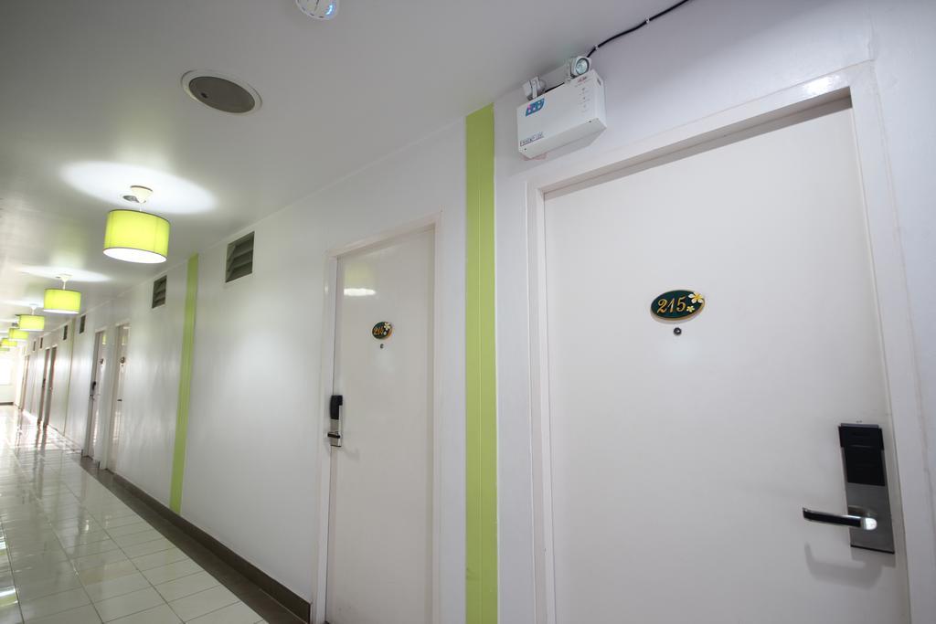 Preme Hostel Bangkok Eksteriør billede