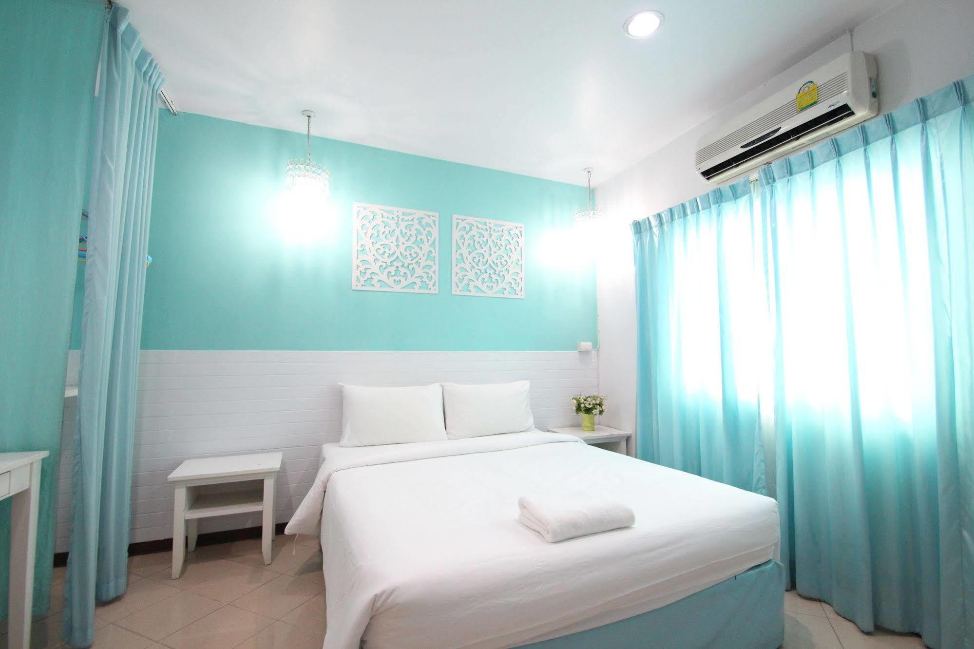 Preme Hostel Bangkok Eksteriør billede