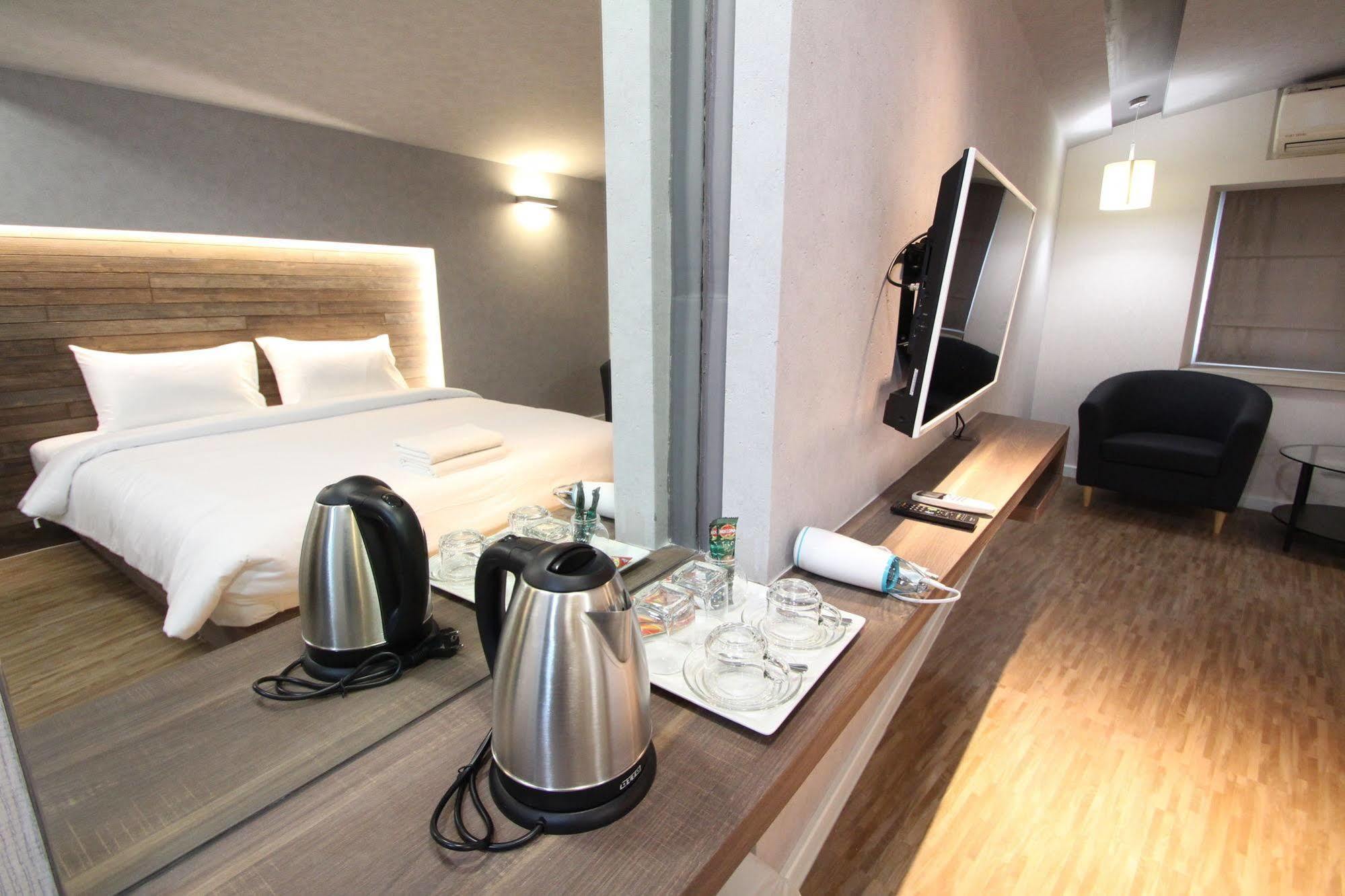 Preme Hostel Bangkok Eksteriør billede