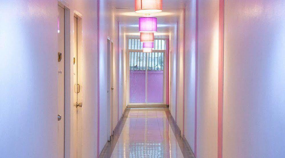 Preme Hostel Bangkok Eksteriør billede